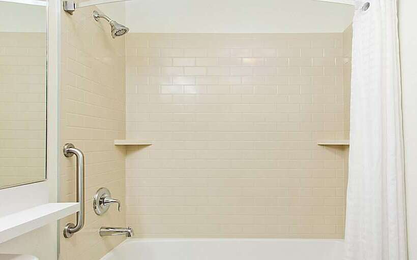 هتل Sonesta Simply Suites Detroit Ann Arbor