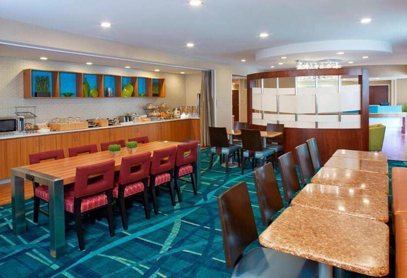 فندق Springhill Suites By Marriott Atlanta Six Flags