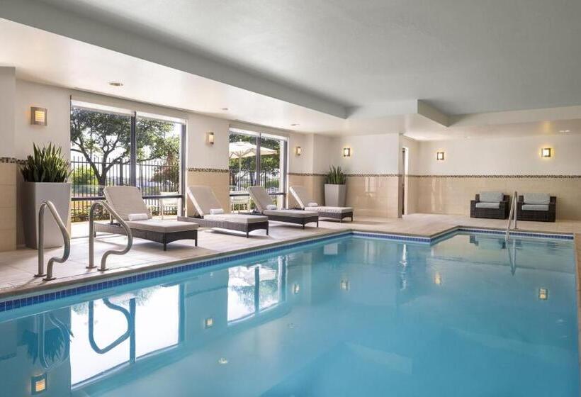هتل Springhill Suites Austin South