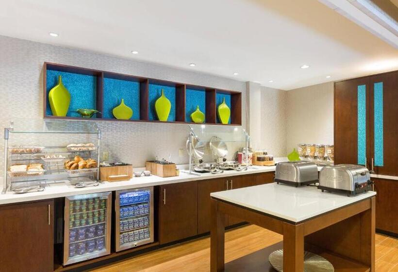 هتل Springhill Suites Austin South