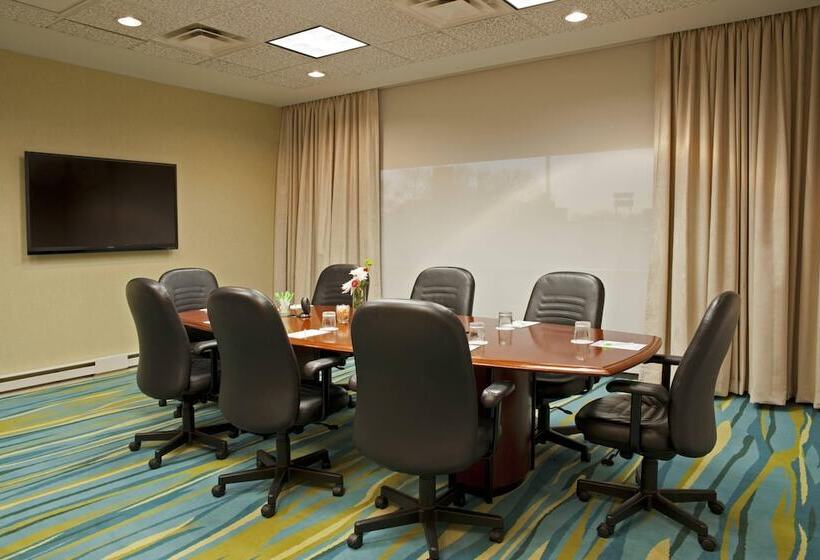 هتل Springhill Suites By Marriott Chicago O Hare