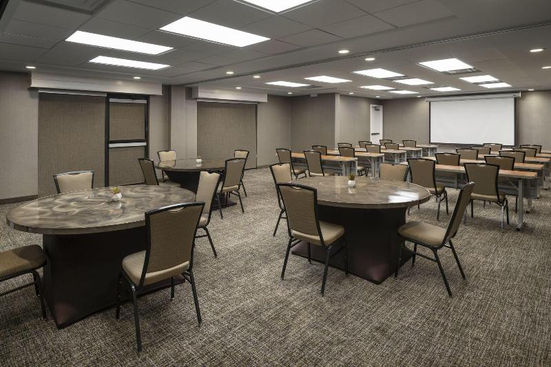 هتل Springhill Suites Fort Worth University
