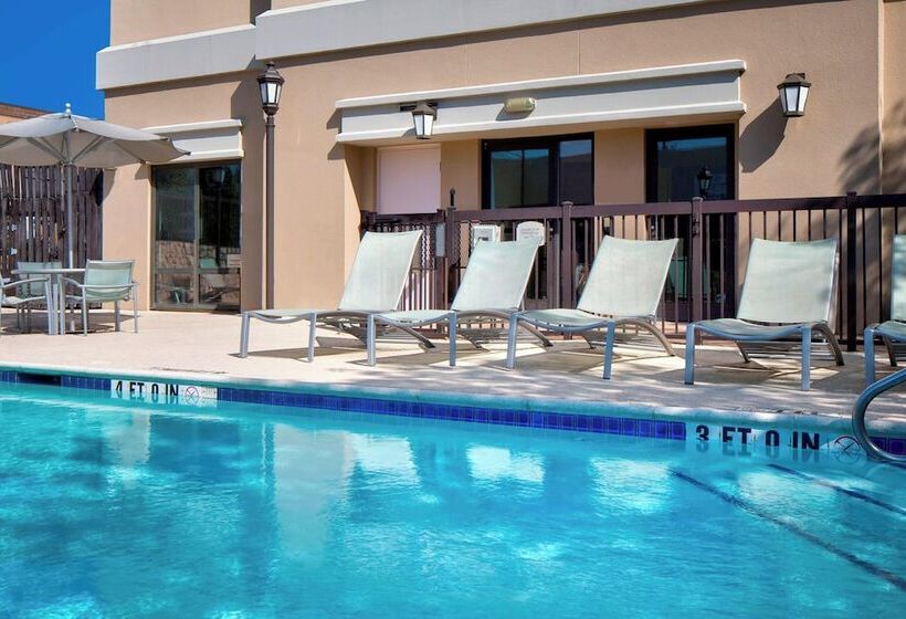 هتل Springhill Suites Fort Worth University