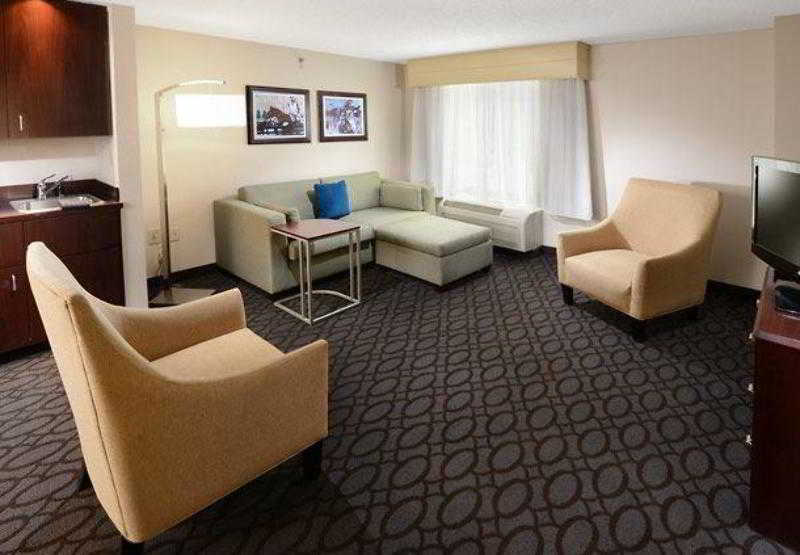 هتل Springhill Suites Fort Worth University