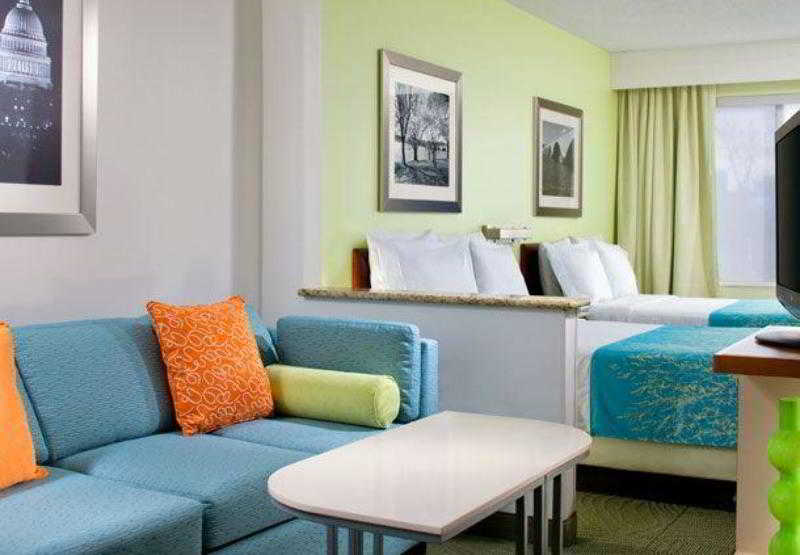 هتل Springhill Suites Herndon Reston