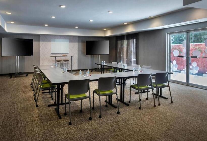 هتل Springhill Suites Herndon Reston