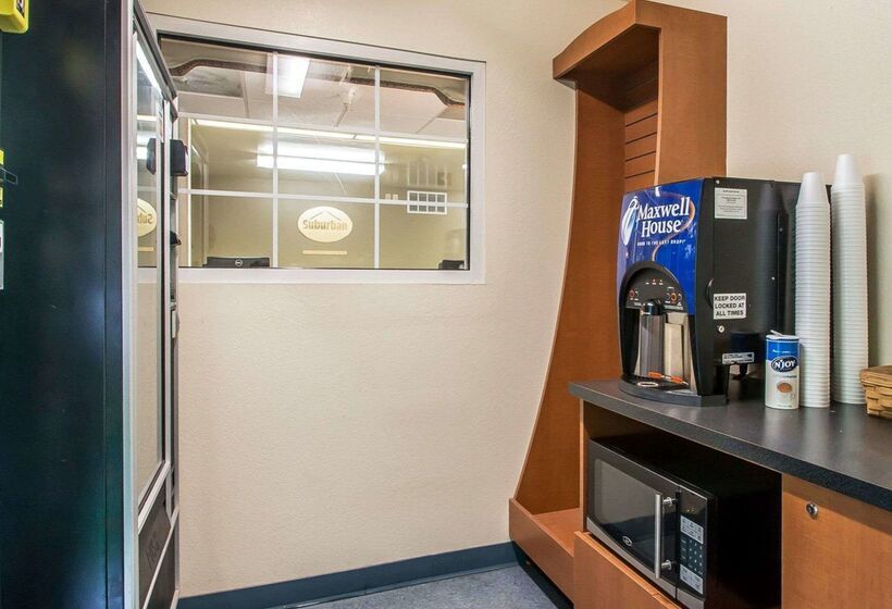هتل Birch Hill Suites Columbia