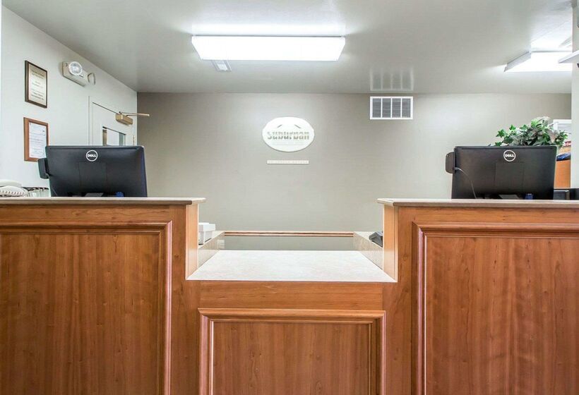 هتل Birch Hill Suites Columbia