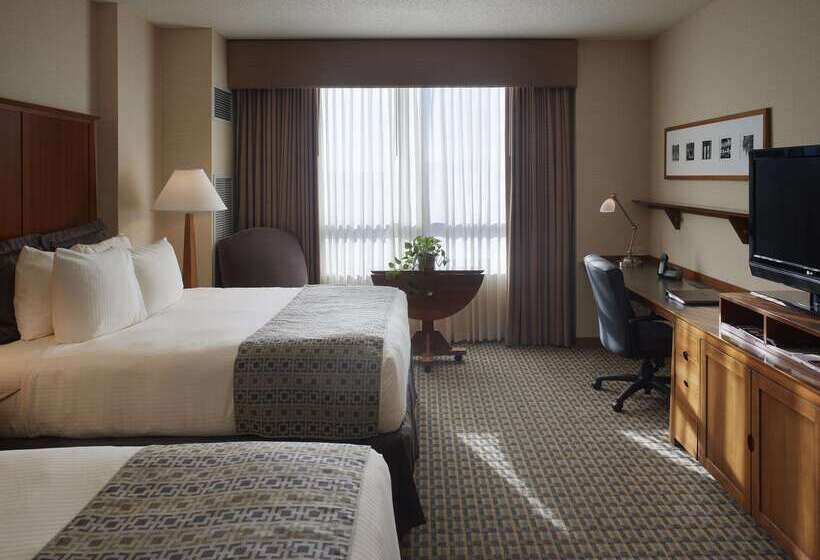 هتل The Blackwell Inn And Pfahl Conference Center