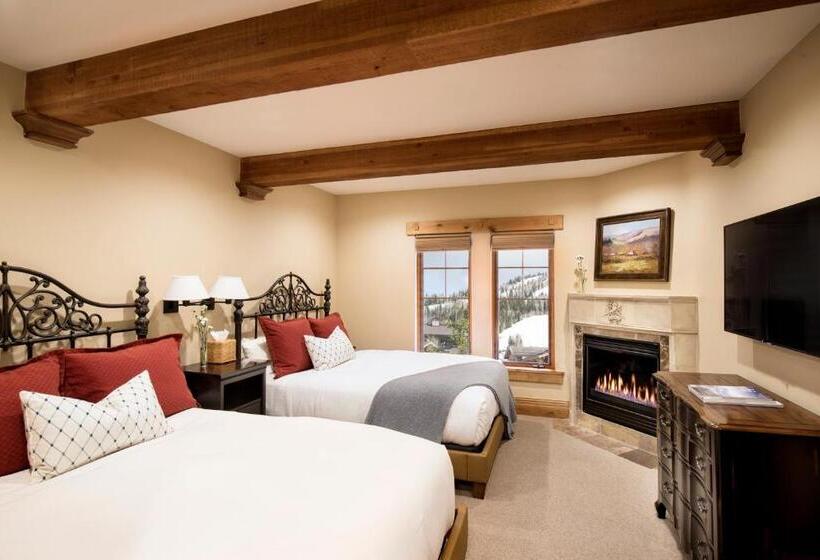 هتل The Chateaux Deer Valley