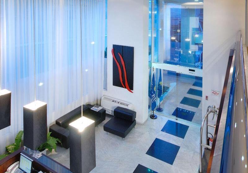 هتل Paraiso Suites By Charlie