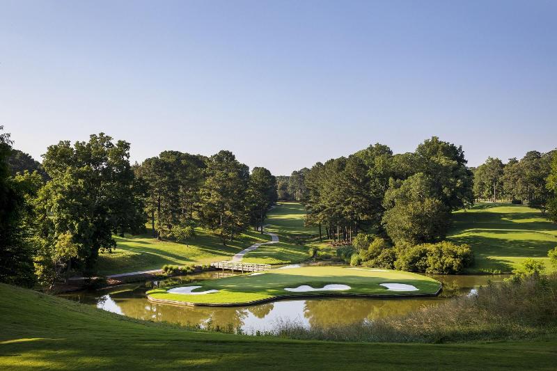Williamsburg Woodlands Hotel & Suites, An Official Colonial Williamsburg