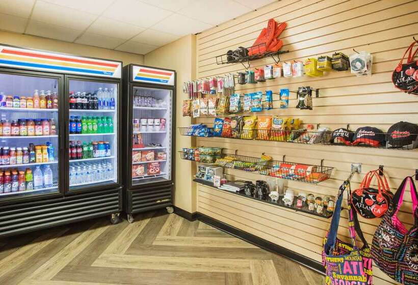 هتل Wingate By Wyndham Atlanta Galleria/ Ballpark