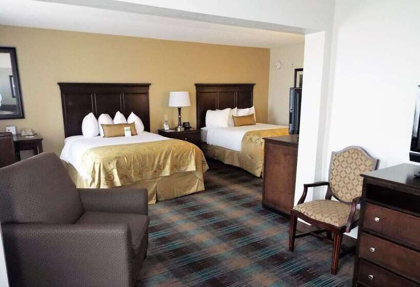 هتل Spark By Hilton Greensboro