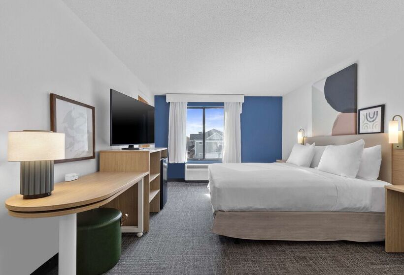 هتل Spark By Hilton Greensboro