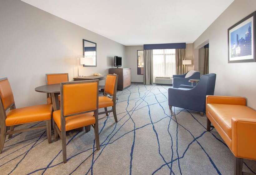 هتل Wingate By Wyndham Indianapolis Airport Plainfield