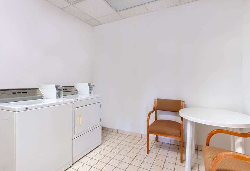 هتل Wingate By Wyndham Indianapolis Airport Plainfield