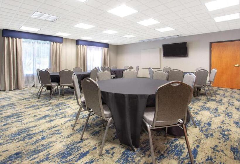 Hotel Wingate By Wyndham Indianapolis Airport Plainfield