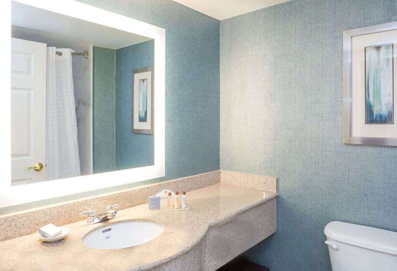 בית מלון כפרי Wingate By Wyndham   Orlando International Airport  Free Hot Breakfast