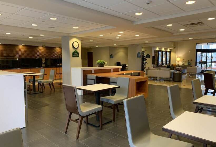 هتل Wingate By Wyndham Wilmington