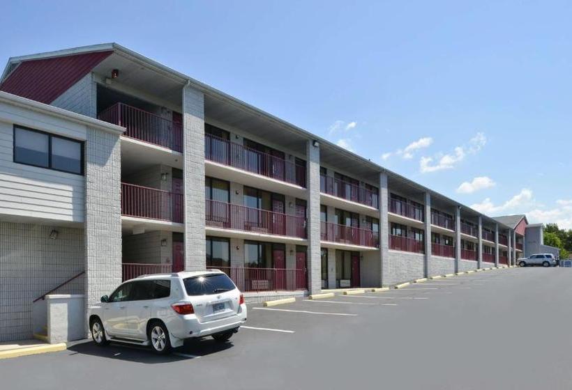 מוטל Ramada By Wyndham Branson