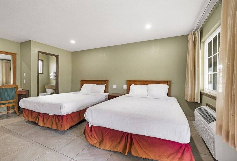 فندق على الطريق Safari Inn  Chico
