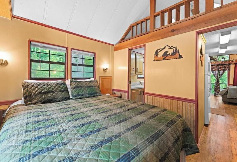 호스텔 Cascades Inn