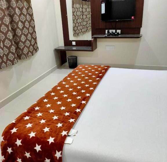 فندق صغير Sri Krishna Residency