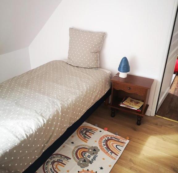 مبيت وإفطار Le Domaine De Coat Rogan L Espace Familial