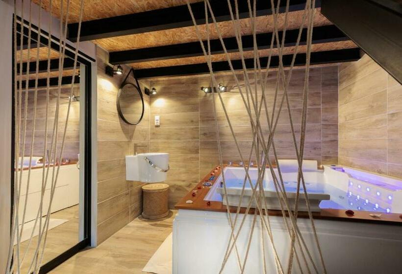 مبيت وإفطار Le Mas Lauralie