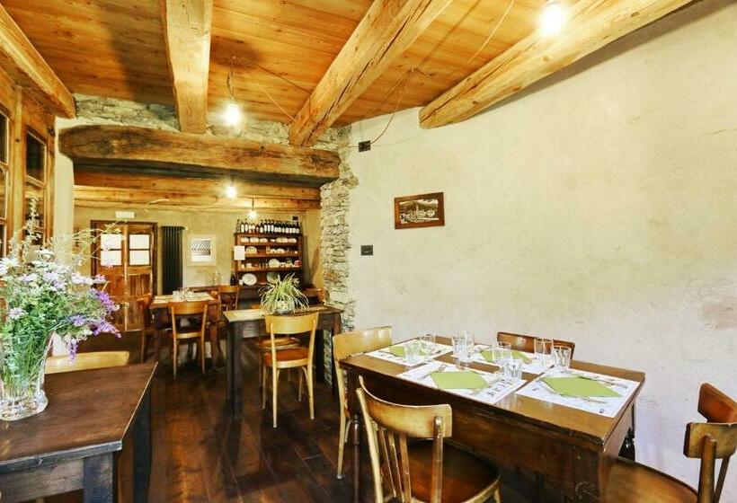 ベッドアンドブレックファースト Locanda Al Torch   Ristorante E Camere