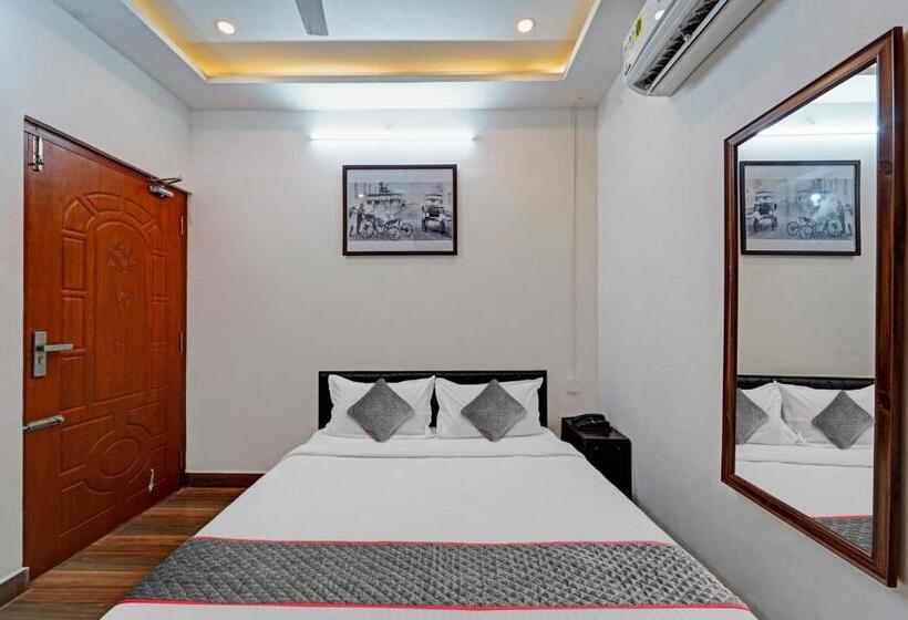 تختخواب و صبحانه Super Townhouse Vanur Near Auroville Beach Formerly De Heritage