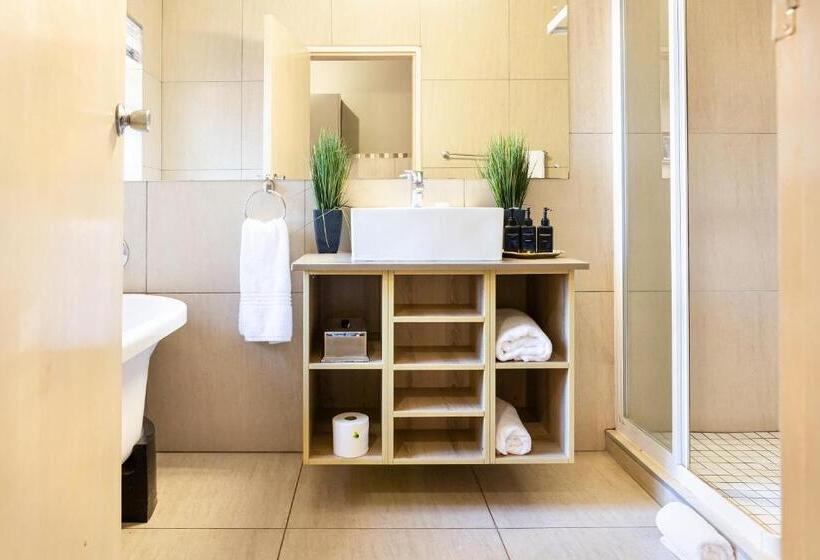 فندق Kathu Gamagara Lodge