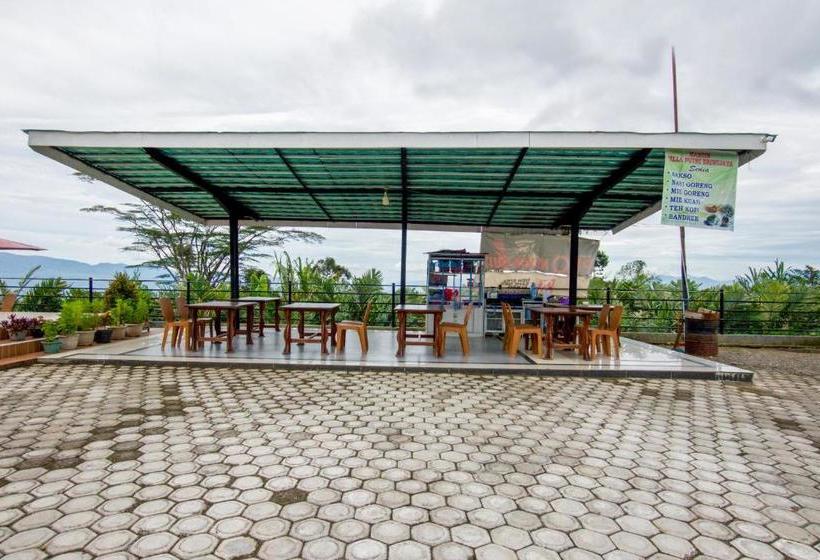 בית מלון כפרי Oyo 3087 Putri Sriwijaya  & Resort Syariah