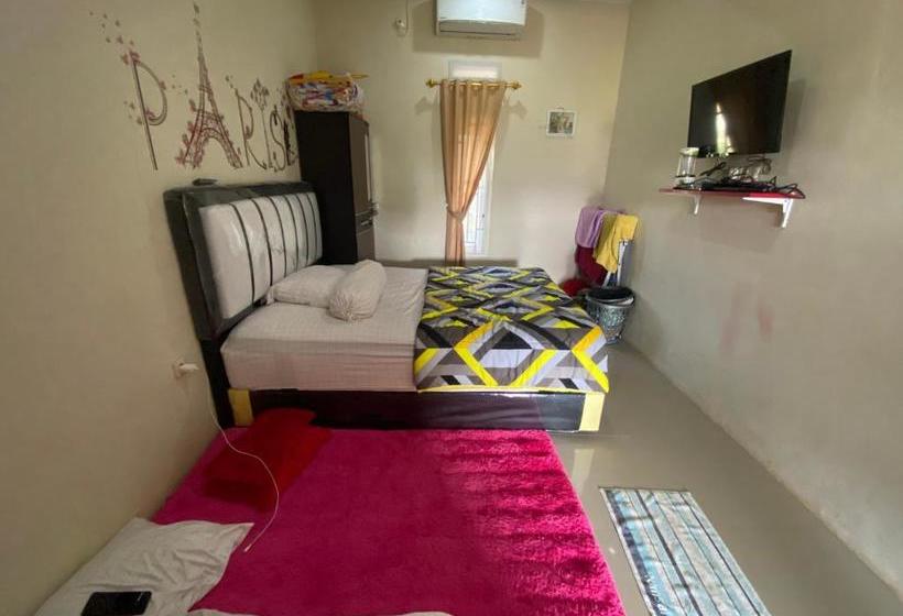 فندق Oyo 3397 City Kost Novisa