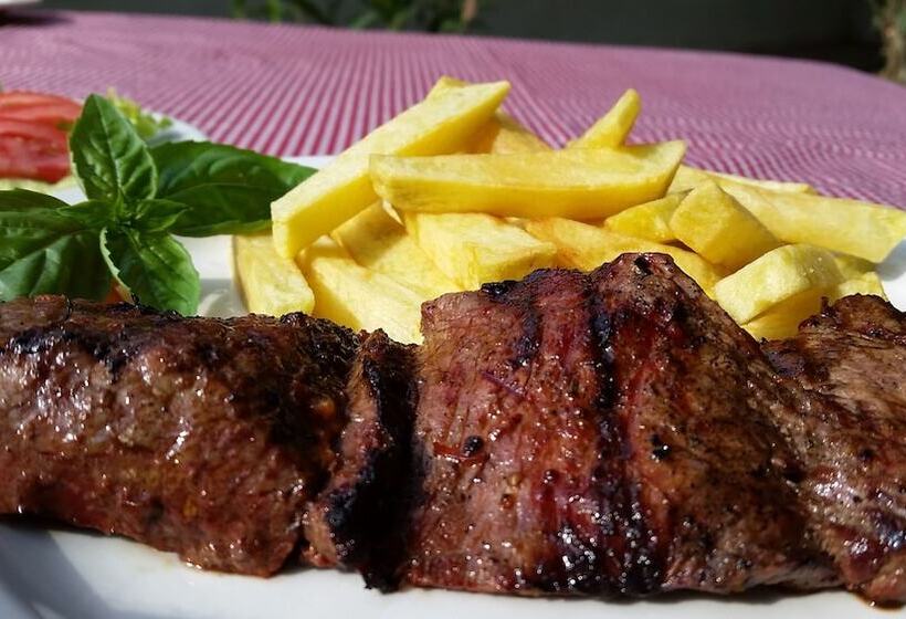 בית מלון כפרי Restaurante Selva Negra