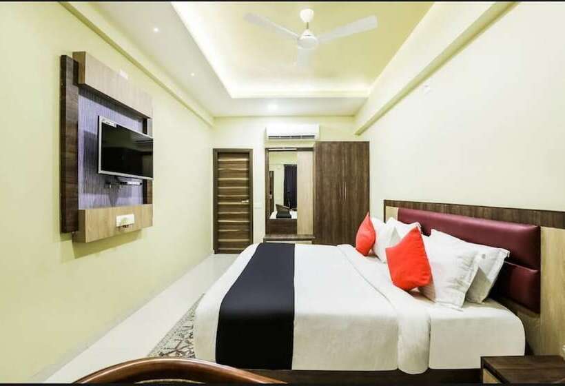 Отель Shiv Palace