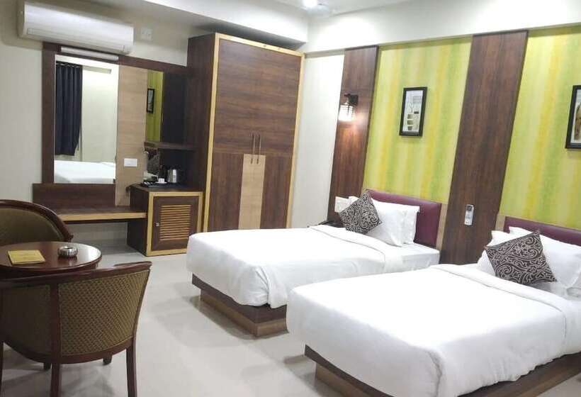 Отель Shiv Palace