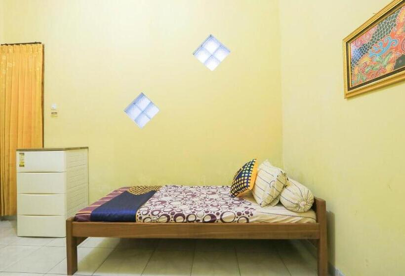 هتل Spot On 2440 Wallet Family Residence Syariah