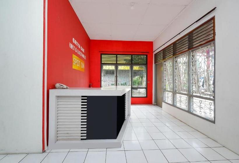 Отель Spot On 3075 Griya Sae Guesthouse