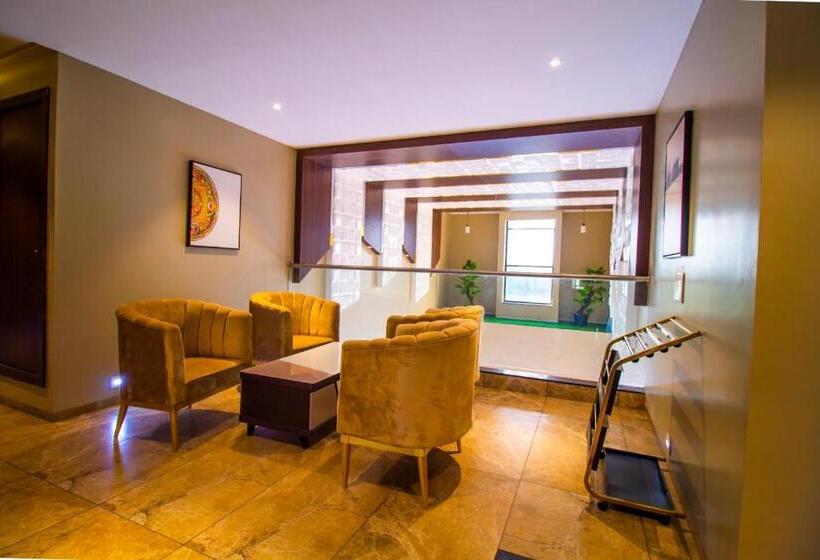 هتل The Bhagwati Resort