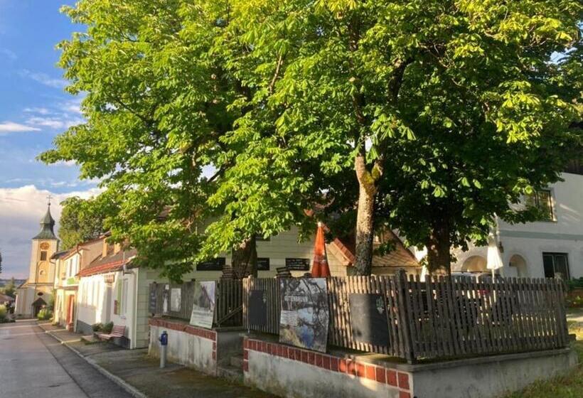ペンション Bühnenwirtshaus Juster