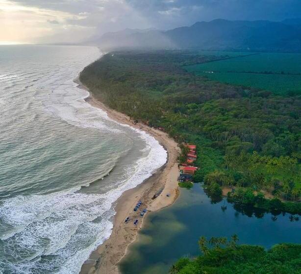 پانسیون Manakin Tayrona