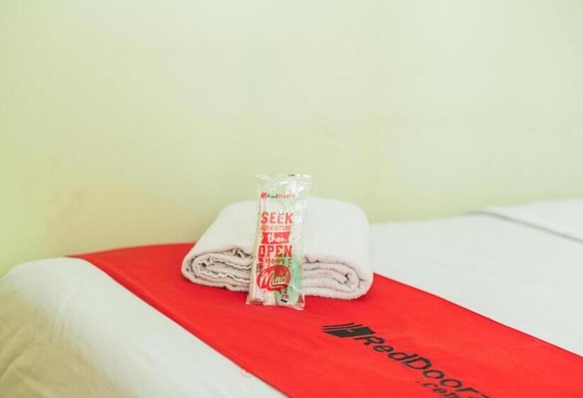 پانسیون Reddoorz Syariah Near Suncity Mall Sidoarjo