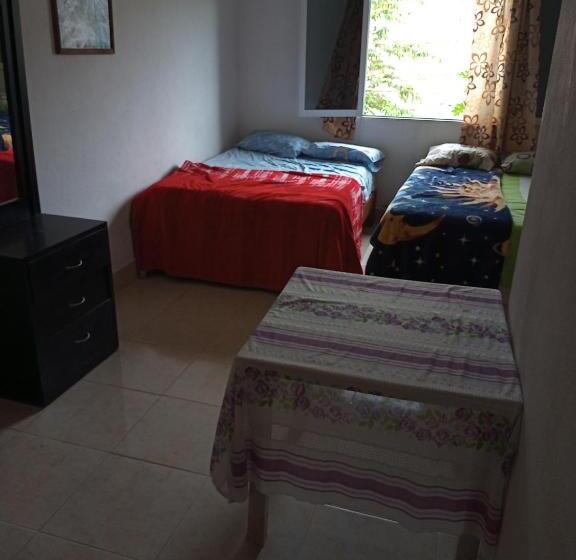 Пансион Room In Guest Room   Lodging And Camping The Island