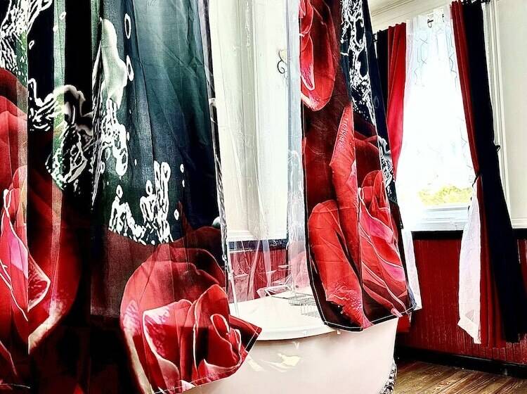 Whole Hearts Bed And Breakfast