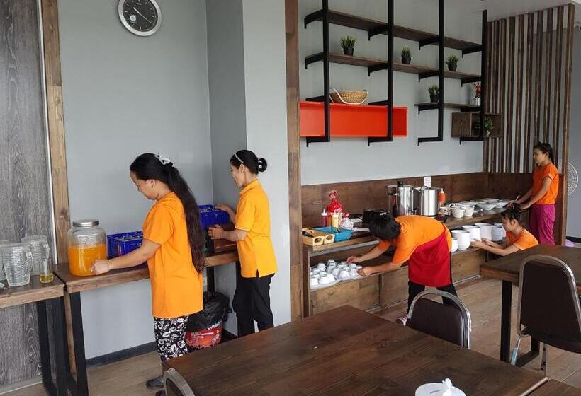 酒店 Baan Bangkok 97