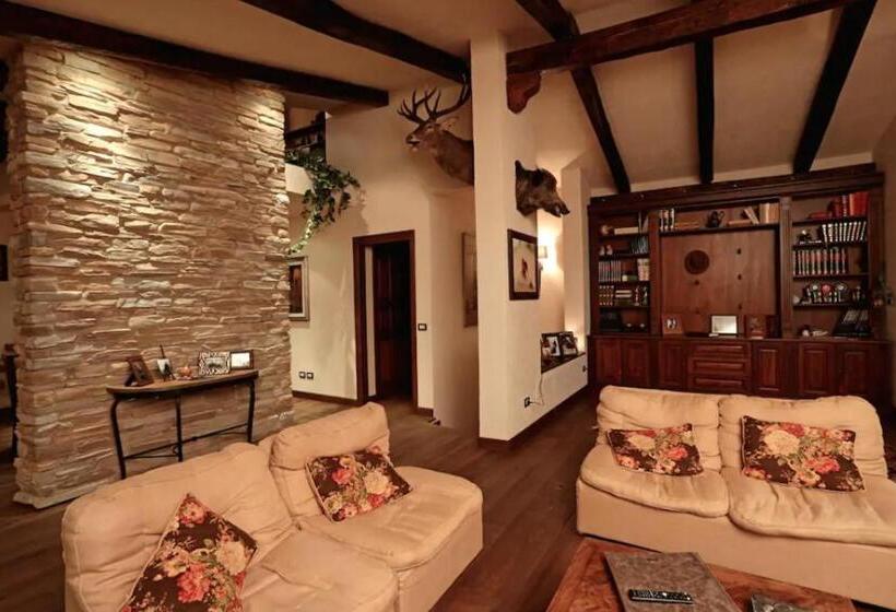 مبيت وإفطار I Lari Castel Del Monte