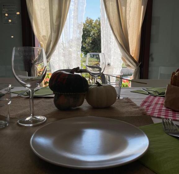 مبيت وإفطار La Selce Farmhouse