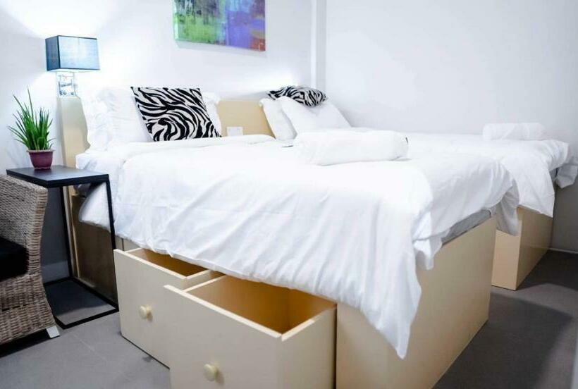 مبيت وإفطار Radlett Residences Hotel   Tuguegarao